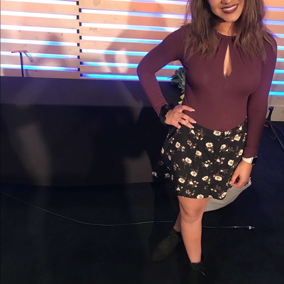 Topshop Maroon Front Slit Bodysuit - Picture 1 of 4